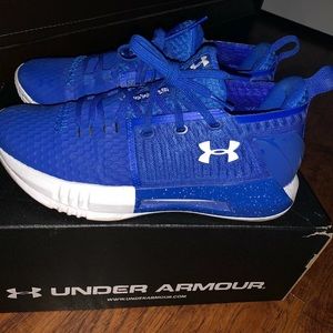 Under Armour drive 4 low